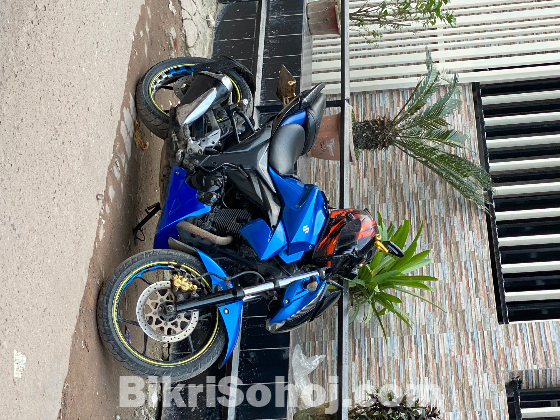 gixxer monoton model 2017 kina 2018